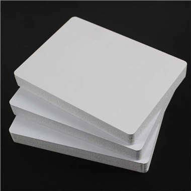Corte de placa de espuma de PVC
